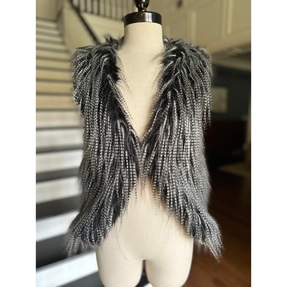Forever 21 Faux Fur Vest Zebra Feather Apres Ski Bohemian Festival Fall Winter - Picture 9 of 11